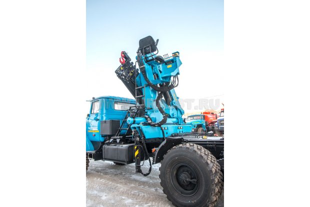 Седельный тягач с КМУ ИМ-240-04 УСТ 5453 Урал 4320-1951-60