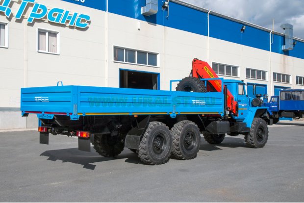 Автомобиль бортовой Урал 4320-60М с краном-манипулятором Palfinger PK-15500