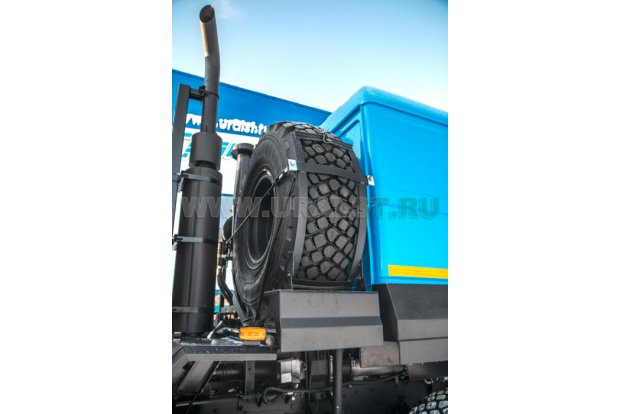 Бортовой контейнеровоз с КМУ PK-23500А УСТ 5453 Урал 532362-1151-70