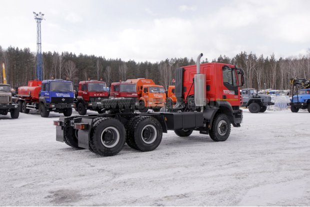 Седельный тягач IVECO