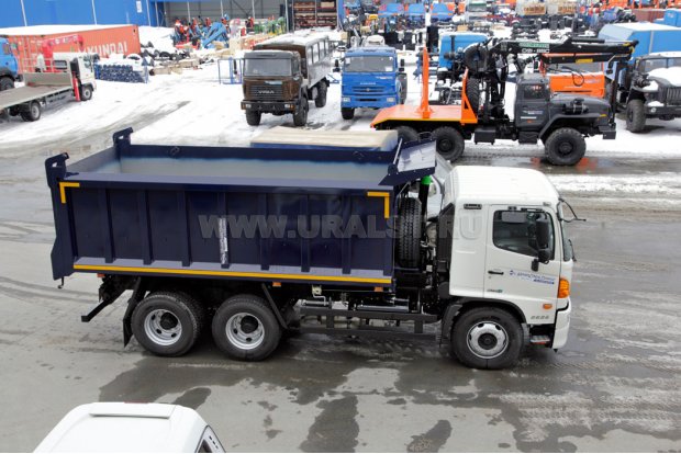 Самосвал HINO-500 (FM8JLTD-TGR) Япония