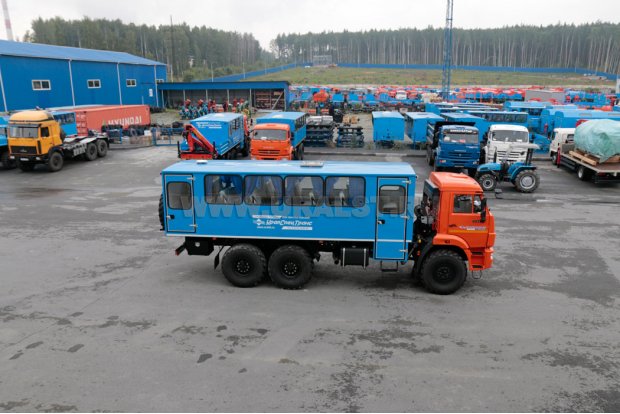 Вахтовый автобус УСТ-5453 28 мест Камаз 5350-42
