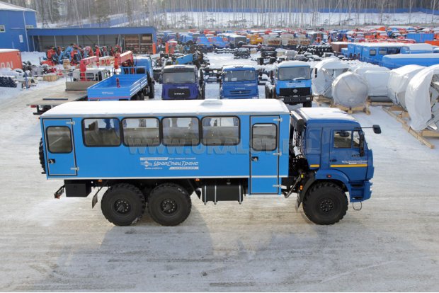 Автобус вахтовый 28+2 комфорт УСТ 5453 Камаз 43118-50