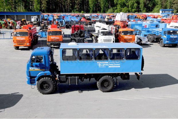 Автобус вахтовый 22+2 комфорт УСТ 54535 Камаз 43502-66(D5)