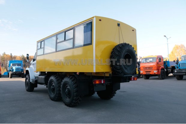 Автобус вахтовый Урал NEXT 32551-5013-71Е5