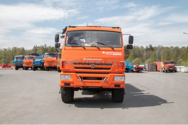 Автотопливозаправщик Камаз АТЗ-11Б-2 УСТ-5453