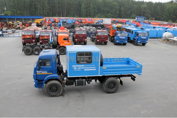 Грузопассажирский автомобиль на шасси Камаз 43502-66