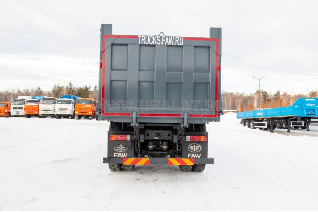 Автомобиль самосвал FAW СА3250