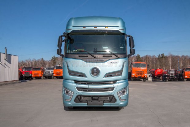Тягач SHACMAN (ШАКМАН) X6000 4х2 шины 295/80-R22,5, ССУ 1150