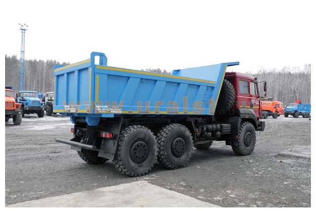 Самосвал Урал 6370 (бескапотный)