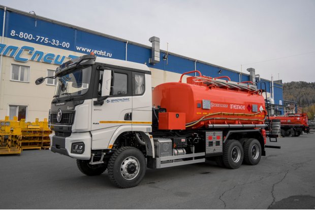 Автотопливозаправщик АТЗ-17-2 два отсека, SHACMAN (ШАКМАН) SX3258, 6х6