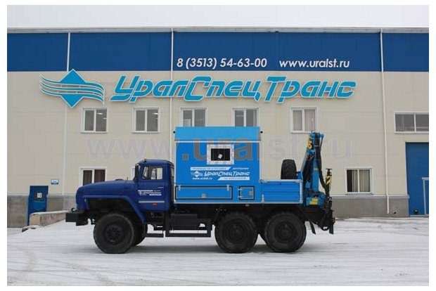 Фургон Урал АРС с краном-манипулятором ИМ-95
