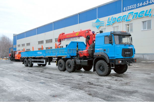 Седельный тягач Урал 44202-82М с КМУ ИТ-180 + Полуприцеп бортовой ППБ 18Б-21-12К УСТ-94651
