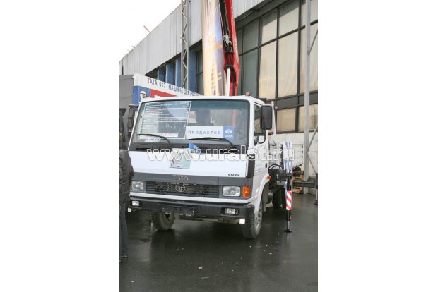 Бортовой с КМУ Fassi F80A.22 ТАТА 613