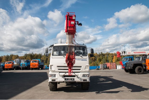 Автокран КС 45721 "Челябинец" Камаз 43118