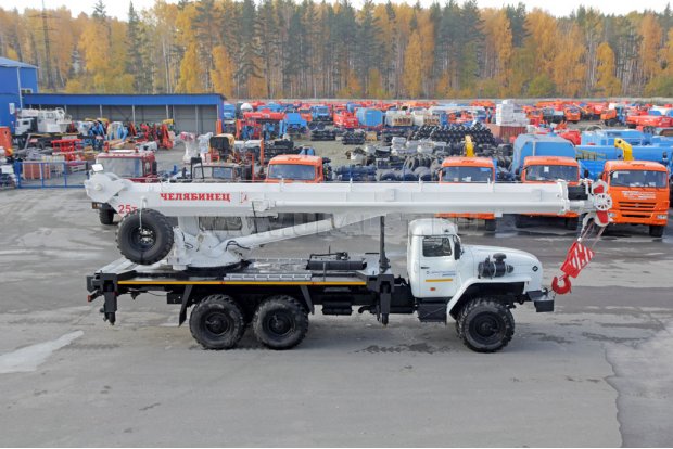 Автокран КС 55732 33м"Челябинец" Урал 4320-72