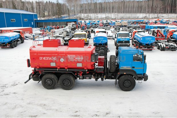 Автотопливозаправщик АТЗ-20-2 УСТ 5453 Урал 63701-1951 доработка под ДОПОГ
