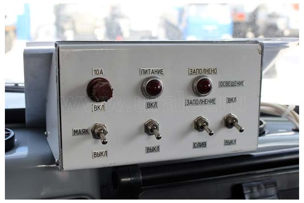 АВ-10 Урал 4320