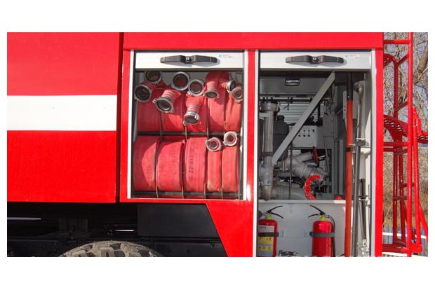 АЦ-6,0-40 Урал 4320 в кабине