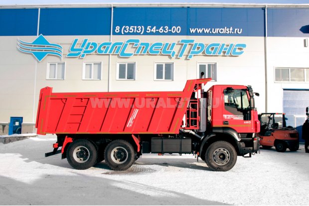 Самосвал 6x6 IVECO-AMT 653901