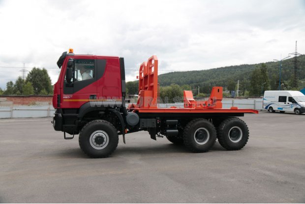 Трубоплетевоз на шасси «IVECO-AMT 633900»