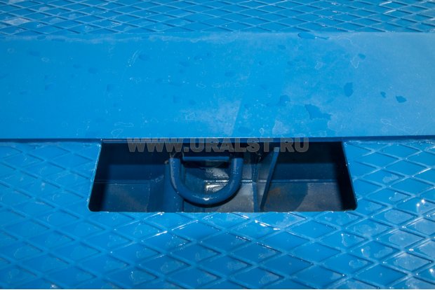 Потайные петли для увязки груза