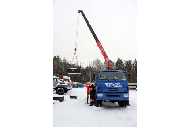 Бортовой с КМУ UNIC UR-V503 (тросовый) УСТ 5453 Камаз 43118