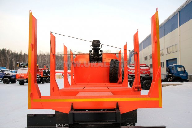 Сортиментовоз с ГМ СФ-85 Урал 4320-60Е5