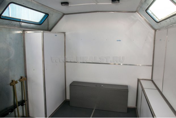 Ремонтный отсек АРС Урал 4320