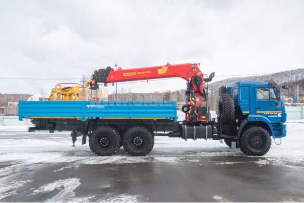 Контейнеровоз Камаз 43118 RR с КМУ ИТ-200