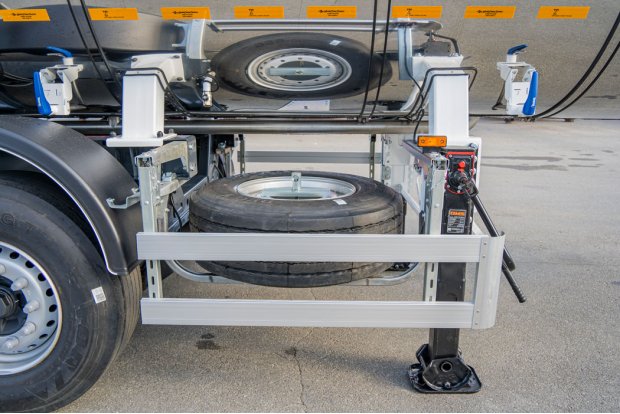 Боковая защита