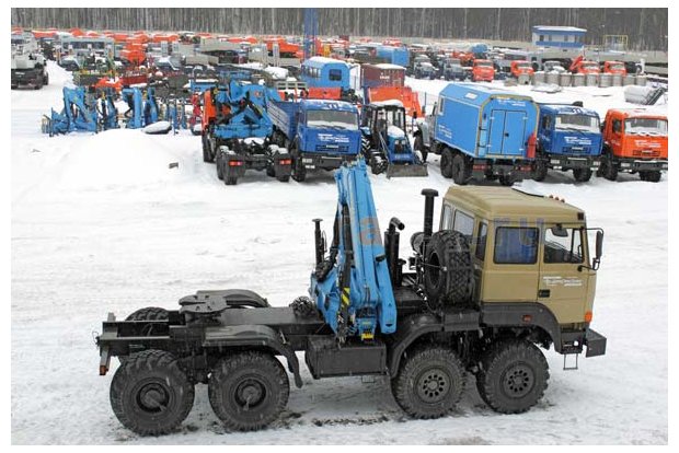 Седельный тягач Урал с ИМ-180
