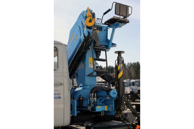 Седельный тягач с КМУ ИМ-150 УСТ 5453 Урал 5557-60Е5
