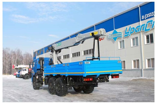 Бортовой автомобиль Камаз с краном-манипулятором