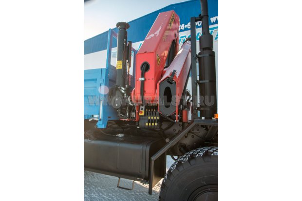 Бортовой контейнеровоз с КМУ PK-23500А УСТ 5453 Урал 532362-1151-70
