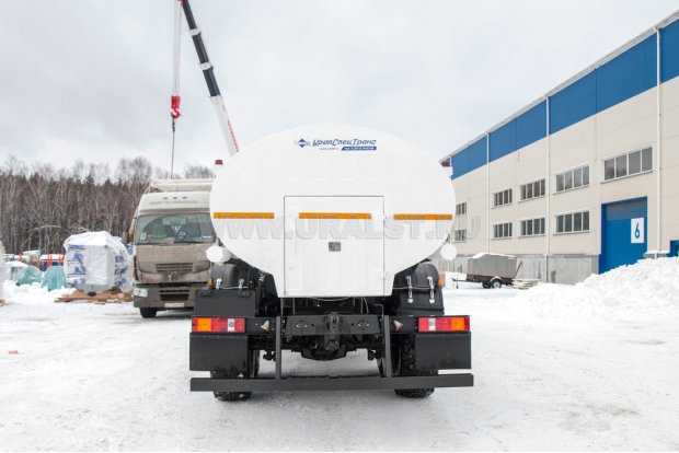 Автоцистерна для воды АЦПТ-10Н УСТ 5453 Урал 5557-4551-80 насос, обогрев, сп. м.