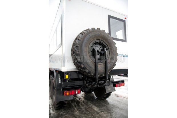 Автобус вахтовый 22+2 базовый УСТ 5453 Камаз 5350-66(D5) сэндвич