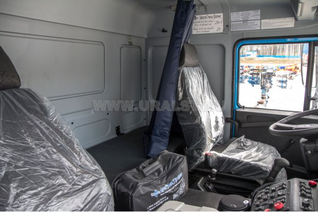 Автобус вахтовый 28 базовая УСТ 5453 Урал 4320-4971-82 сп.м.
