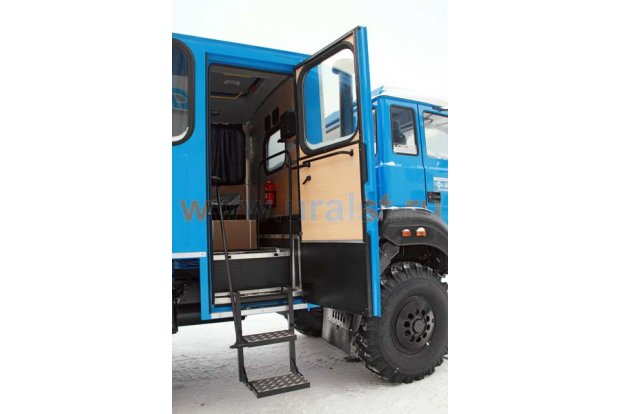 Автобус вахтовый Урал 3255-3013-59