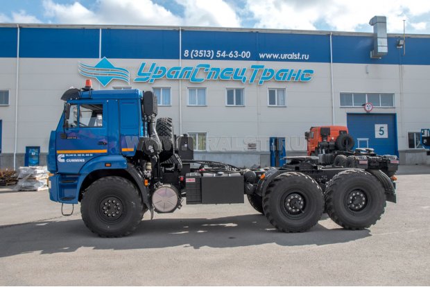 Седельный тягач Камаз 44108 (CUMMINS 340, ZF) ЛВЖ ГФ, доработка под ДОПОГ