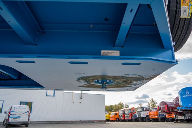 Шкворневой узел