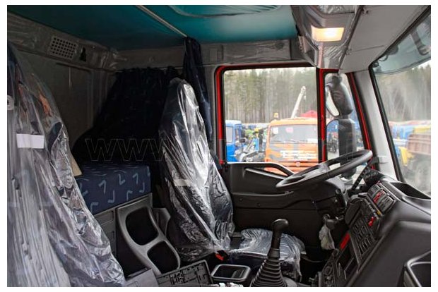 Кабина тягача IVECO-AMT 633910