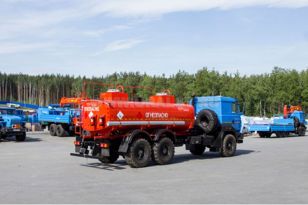 Автотопливозаправщик АТЗ-12Б-2 УСТ-5453