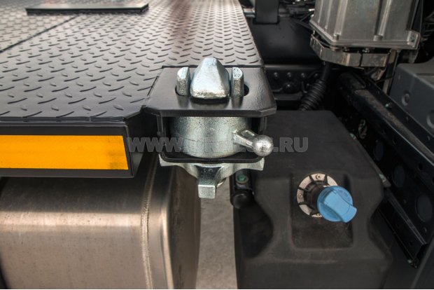 Контейнеровоз MAN TGS 33.440 (навесное оборудование)