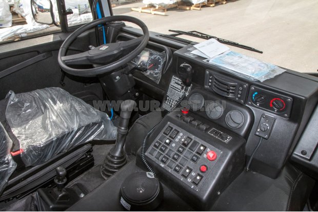 Автобус вахтовый 28 базовая УСТ 5453 Урал 4320-4971-82 сп.м.