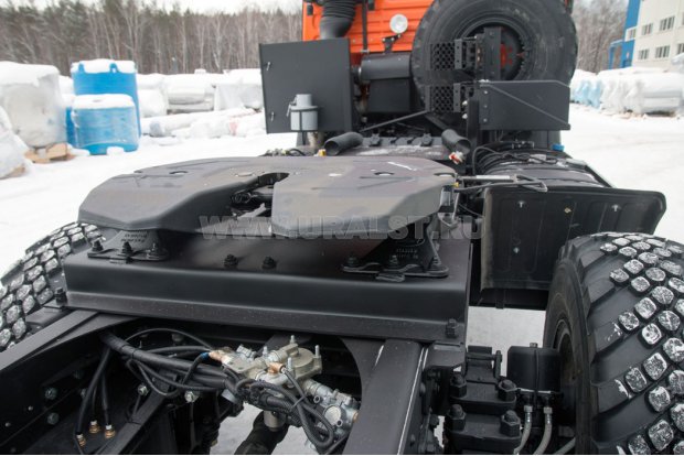 Седельный тягач УСТ 5453 Камаз 43118, ZF, сп.м., доработка под ДОПОГ