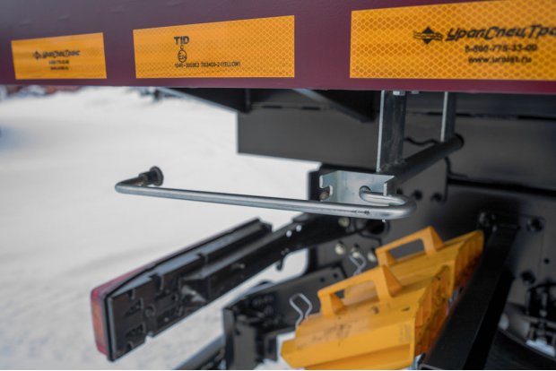 Фиксатор задних створок ворот