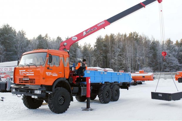 Бортовой с КМУ UNIC UR-V503 (тросовый) УСТ 5453 Камаз 43118