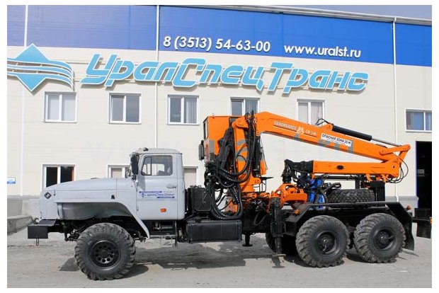 Погрузчик леса с ГМ СФ-140СТ УСТ 54532 Урал 4320
