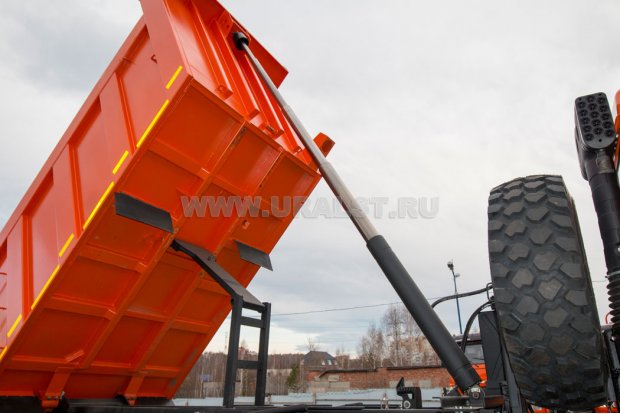 Гидроцилиндр подъема самосвальной платформы